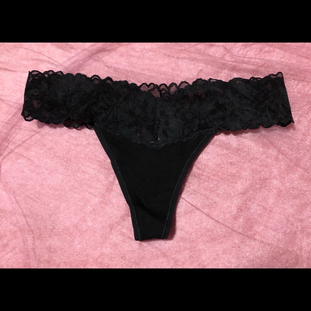 VS Cotton Thong Panty